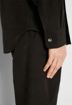 Filippa K OSCAR - Shirt - Black 15 Filippa K OSCAR - Shirt - Black -Filippa K shop 04bc41ca25b849e3b0a025c5e8786f9e