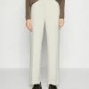 Filippa K HUTTON TROUSER - Trousers - Ivory -Filippa K shop 151085ea7be34267b0ad860cf9927c59