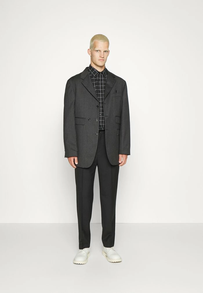 Filippa K MATEO TROUSER - Trousers - Black 4 Filippa K MATEO TROUSER - Trousers - Black - Image 2