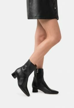 Filippa K EDITH MID BOOTIE - Classic Ankle Boots - Black