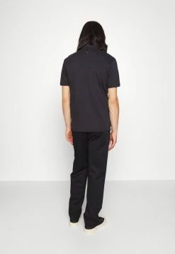 Filippa K ODIN TROUSER - Chinos - Black -Filippa K shop 1d88ae21f47f40989441b05a8f13014e