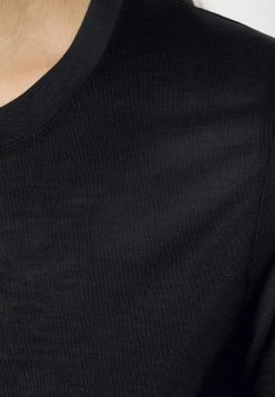 Filippa K ELENA TEE - Basic T-shirt - Black -Filippa K shop 242f20de04fa4ed6a2a2b3df41b24397