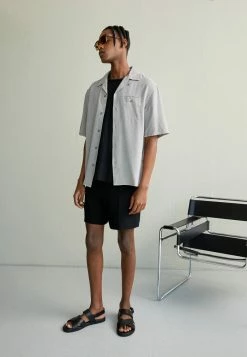 Filippa K WILSON - Shorts - Black