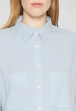 Filippa K SANDIE - Button-down Blouse - Cloud Blue -Filippa K shop 32bdd65682604f4386d908a4c9d29fec