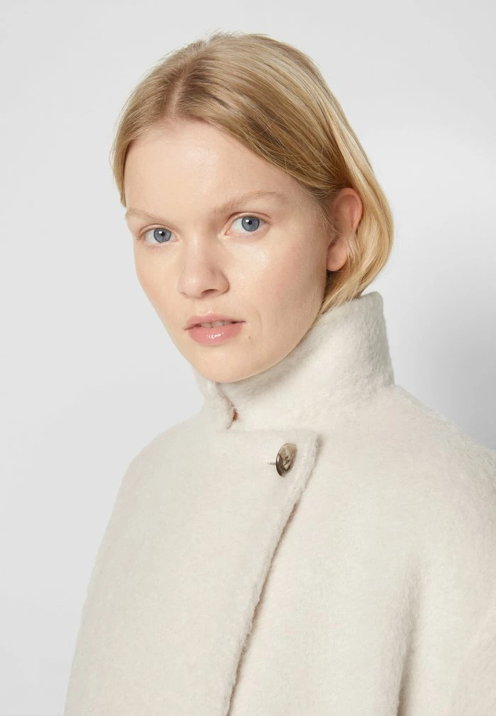 Filippa K KLARA COAT - Classic Coat - Ivory 8 Filippa K KLARA COAT - Classic Coat - Ivory - Image 6