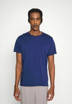 Filippa K ROLL NECK TEE - Basic T-shirt - Royal Blue 13 Filippa K ROLL NECK TEE - Basic T-shirt - Royal Blue -Filippa K shop 5522d0b643814b8c9ab72223e1a80a9f