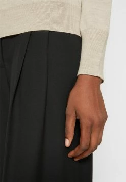 Filippa K Jumper - Beige Melange -Filippa K shop 5850e16bbfc34feeb0050474e2235fe3