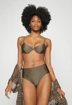 Filippa K SHIMMER UNDERWIRE - Bikini Top - Sand Beige 11 Filippa K SHIMMER UNDERWIRE - Bikini Top - Sand Beige -Filippa K shop 5d214ce5f8d14bcfafb103720fc1a2e0