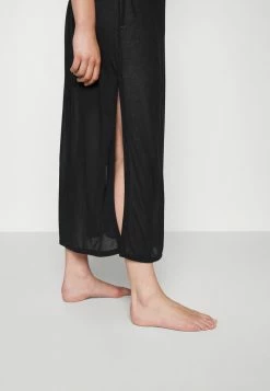 Filippa K BEACH HALTER DRESS - Beach Accessory - Black 13 Filippa K BEACH HALTER DRESS - Beach Accessory - Black -Filippa K shop 6d71157b841e4319a06698752a3c4c8e