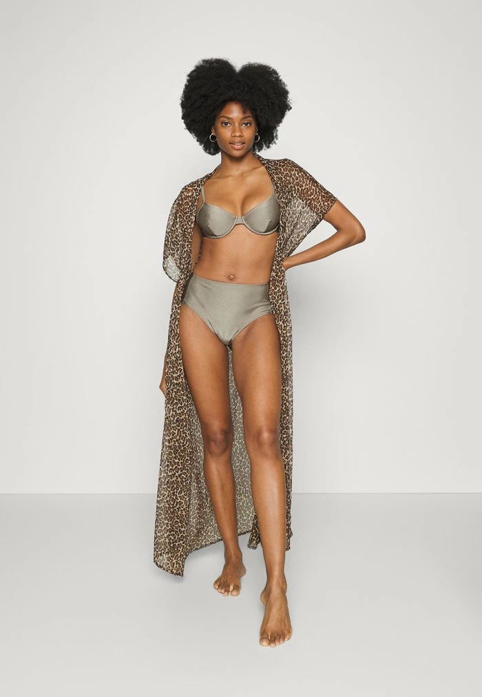 Filippa K SHIMMER HIGH BRIEF - Bikini Bottoms - Sand Beige 4 Filippa K SHIMMER HIGH BRIEF - Bikini Bottoms - Sand Beige - Image 2