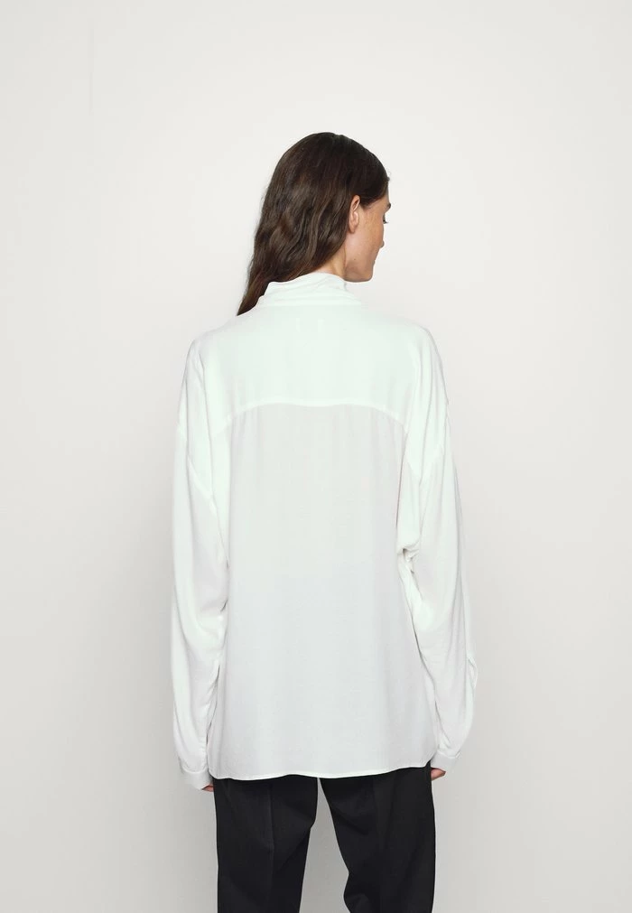 Filippa K AMELIA - Button-down Blouse - White Chalk 6 Filippa K AMELIA - Button-down Blouse - White Chalk - Image 4