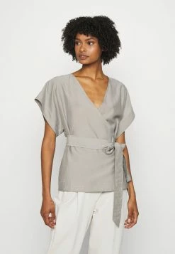 Filippa K DORA - Print T-shirt - Soft Green