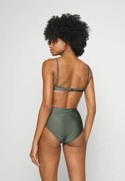 Filippa K SHIMMER UNDERWIRE - Bikini Top - Pale Green -Filippa K shop 82054d389dca4990876c35784764266f