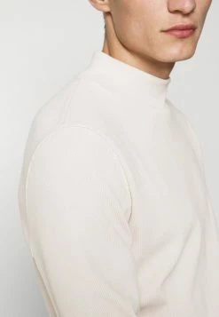 Filippa K MOCK NECK TEE - Jumper - Ivory -Filippa K shop 8b3924a9e76d4282a3e521db4c7eedd9