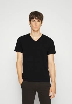 Filippa K V NECK TEE - Basic T-shirt - Black