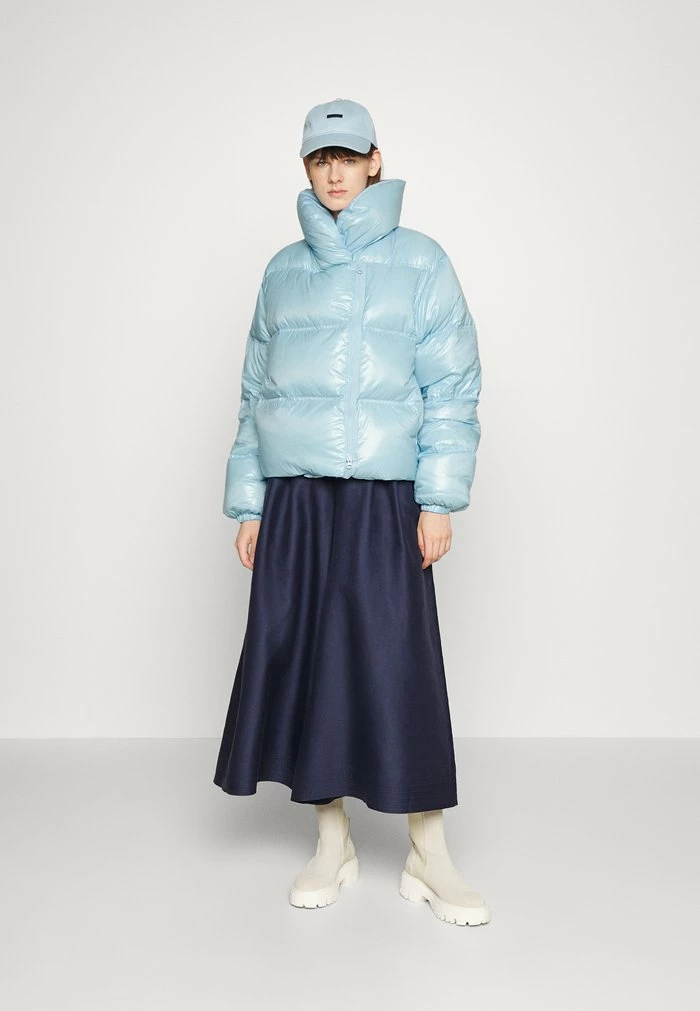 Filippa K GLOSS PUFFER JACKET - Down Jacket - Light Blue 4 Filippa K GLOSS PUFFER JACKET - Down Jacket - Light Blue - Image 2