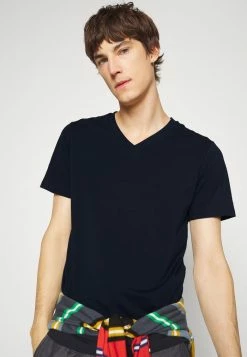 Filippa K V NECK TEE - Basic T-shirt - Navy -Filippa K shop a4fbf63ea2d94935a605b1eb46d1beb7