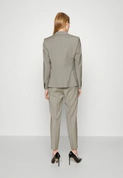 Filippa K EMMA CROPPED COOL TROUSER - Trousers - Grey 10 Filippa K EMMA CROPPED COOL TROUSER - Trousers - Grey -Filippa K shop aec2063b514547e891c00e39cc5f9e37