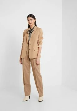 Filippa K shop -Filippa K shop b7a67ed5f52646a7a2387a9056f7021b