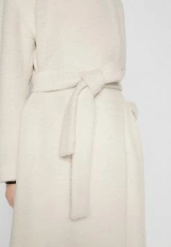 Filippa K KLARA COAT - Classic Coat - Ivory 15 Filippa K KLARA COAT - Classic Coat - Ivory -Filippa K shop beea04e66a38433ab20a9eb4438802f8
