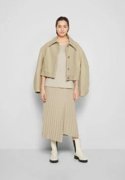 Filippa K V-NECK - Basic T-shirt - Light Beige -Filippa K shop c80c00718a074577a0b539a20fa62c6b