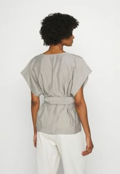 Filippa K DORA - Print T-shirt - Soft Green -Filippa K shop cef39377a453452f93b499855e8ca7da