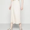 Filippa K VIOLA SKIRT - A-line Skirt - Soft Beige -Filippa K shop d7ea29c18f714fd3a3c1ea9ecdff91ed