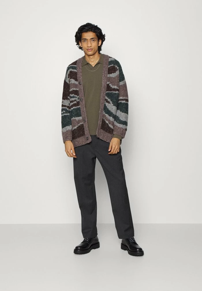 Filippa K LONG SLEEVE - Polo Shirt - Dark Olive 8 Filippa K LONG SLEEVE - Polo Shirt - Dark Olive - Image 6