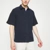 Filippa K OWEN - Shirt - Navy -Filippa K shop e1d4825f1d1d4bd5b49a0b6bee5279d1
