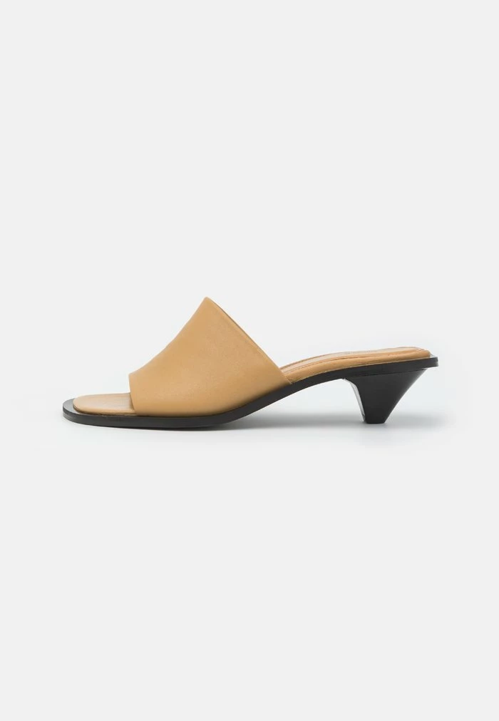 Filippa K NALMA MID HEEL - Heeled Mules - Dune Beige 4 Filippa K NALMA MID HEEL - Heeled Mules - Dune Beige - Image 2