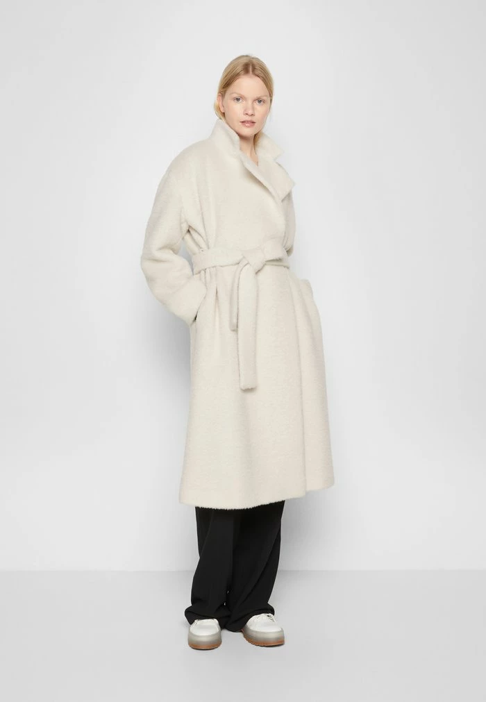 Filippa K KLARA COAT - Classic Coat - Ivory 7 Filippa K KLARA COAT - Classic Coat - Ivory - Image 5