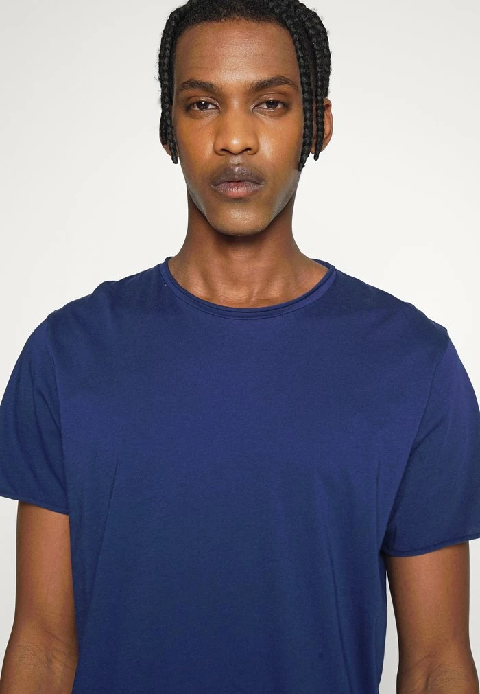 Filippa K ROLL NECK TEE - Basic T-shirt - Royal Blue 8 Filippa K ROLL NECK TEE - Basic T-shirt - Royal Blue - Image 6
